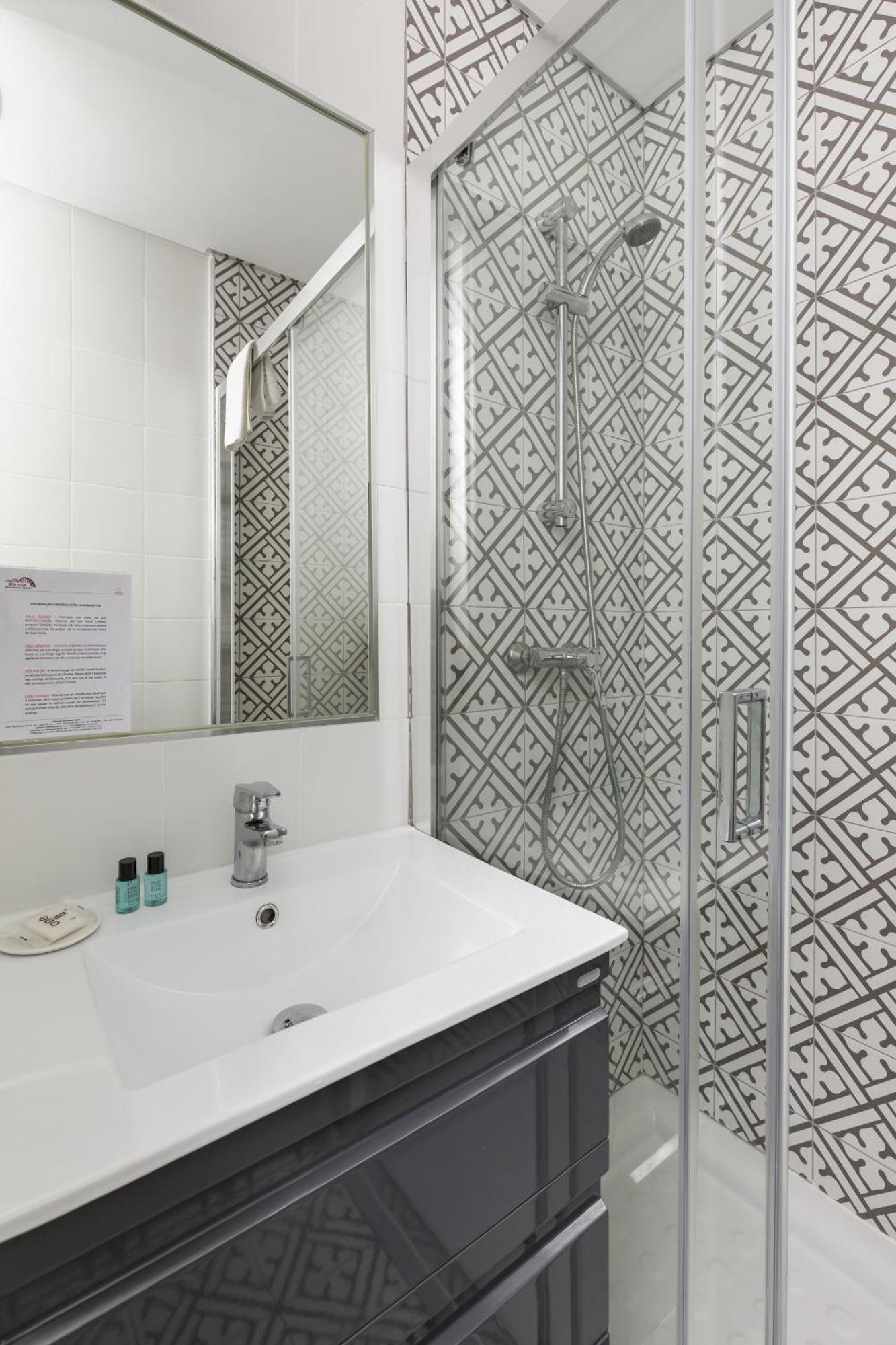 Bra.Com Apartments Oporto Faria Guimaraes Chambre photo